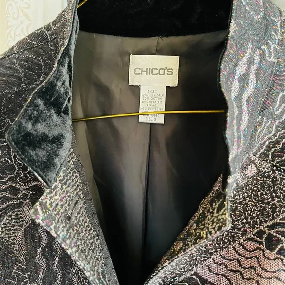 Chico’s woman’s metallic brocade jacket, Black/Silver, size 0 beautiful pattern- - Picture 2 of 16